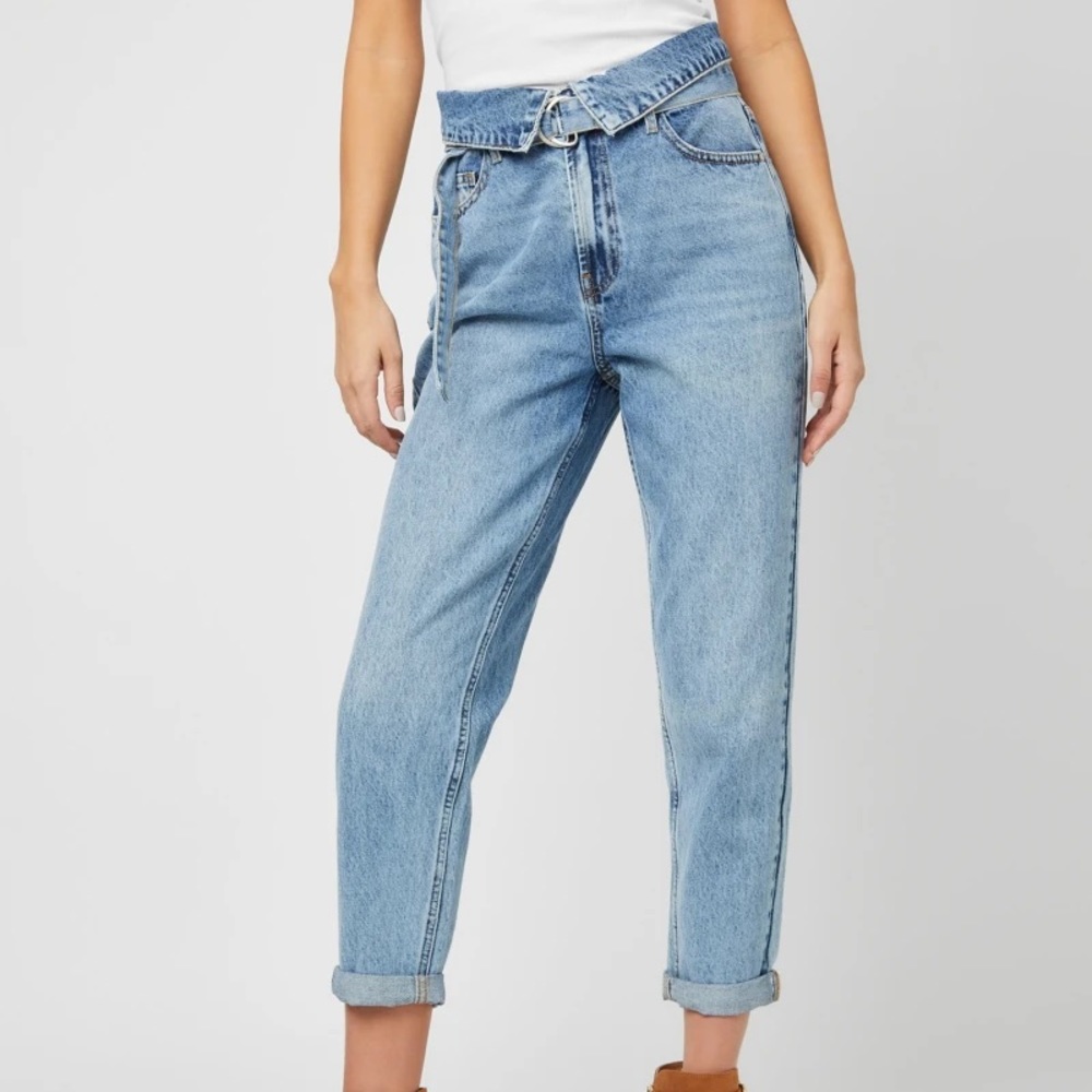 Reda Foldover Belted Jeans